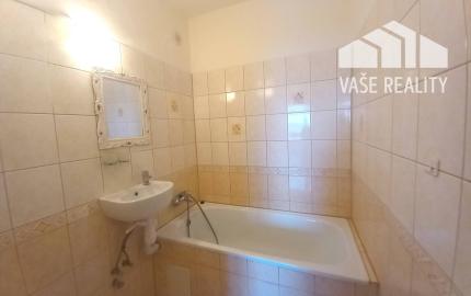 Predaj krásny 3-izbový byt + balkón, v peknom, tichom prostredí, v tes