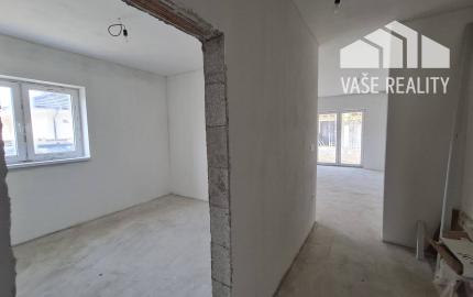 4-IZB BYT "E" 106,45 m2 + TERASA 23 m2, *SPA RESORT*  BANKA