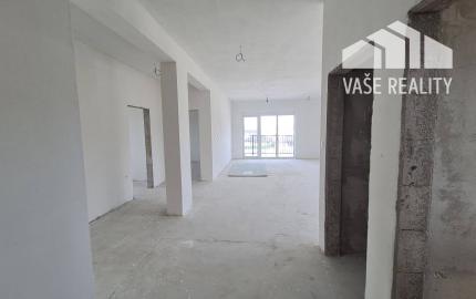 4-IZB BYT "E" 106,45 m2 + TERASA 23 m2, *SPA RESORT*  BANKA