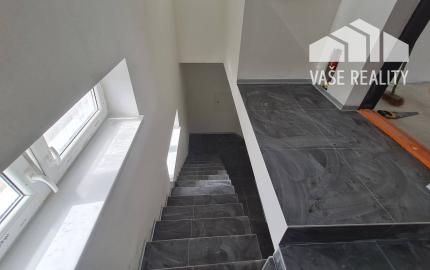 4-IZB BYT "E" 106,45 m2 + TERASA 23 m2, *SPA RESORT*  BANKA