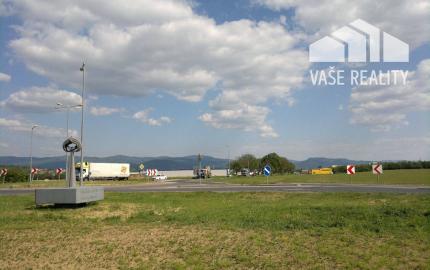 174476 Pozemok na priemyselnú výstavbu - Nové Mesto nad Váhom 38275 m2