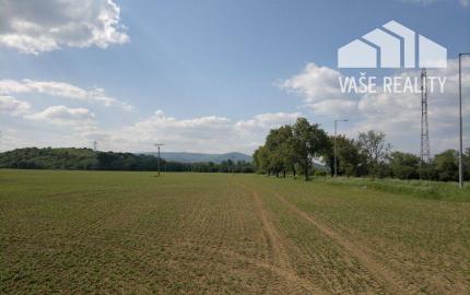 174476 Pozemok na priemyselnú výstavbu - Nové Mesto nad Váhom 38275 m2