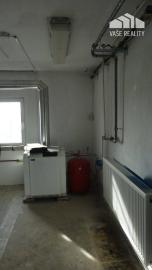 Prenájom výrobno-skladových priestorov - 650 m2, Madunice