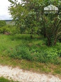 Záhrada 411 m2 v chatovej oblasti Šípkové