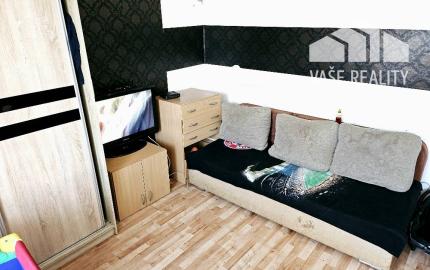 2 izbový byt Bánovce nad Bebravou / CENTRUM / LOGGIA   / PIVNICA