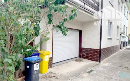 Priestranný, podpivničený rodinný dom v centre - Piešťany