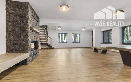 3-podlažná, 8-izbová rodinná vila, Modra Piesok nad Zochovou chatou