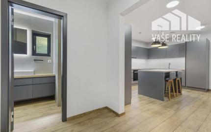 3-podlažná, 8-izbová rodinná vila, Modra Piesok nad Zochovou chatou