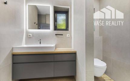 3-podlažná, 8-izbová rodinná vila, Modra Piesok nad Zochovou chatou