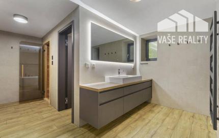 3-podlažná, 8-izbová rodinná vila, Modra Piesok nad Zochovou chatou