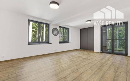 3-podlažná, 8-izbová rodinná vila, Modra Piesok nad Zochovou chatou