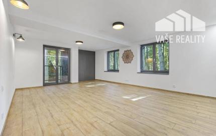 3-podlažná, 8-izbová rodinná vila, Modra Piesok nad Zochovou chatou