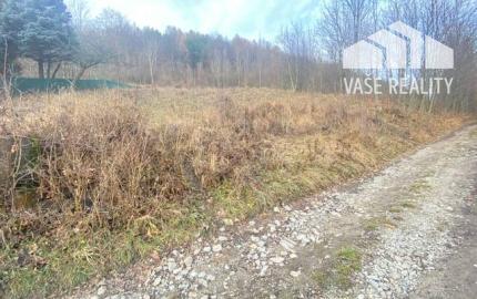 KRÁSNY rekreačný pozemok 709 m2 Zliechov - SUPER CENA