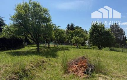 Záhrada 407 m2 s podpivničenou základovou doskou, Soblahov