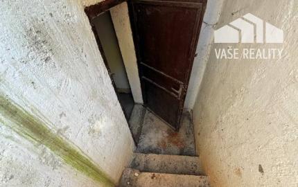 Záhrada 407 m2 s podpivničenou základovou doskou, Soblahov