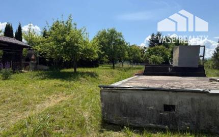 Záhrada 407 m2 s podpivničenou základovou doskou, Soblahov