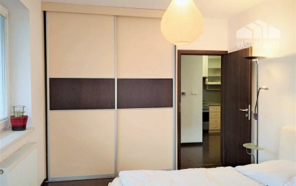 Na prenájom 2-izbový byt s terasou, 75 m², Kvetná ulica, Rovinka