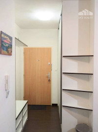 Na prenájom 2-izbový byt s terasou, 75 m², Kvetná ulica, Rovinka