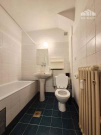 Na prenájom 1-izbový byt s balkónom, 27 m², Hollého, voľný od 15.6. 