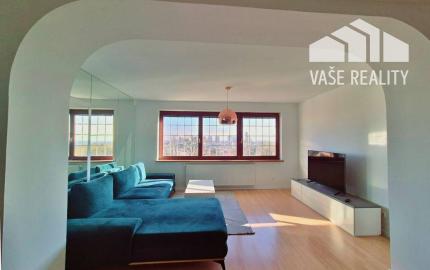 Na prenájom krásny veľký 3-izb. byt, 105 m², Červeňová ul. Staré Mesto