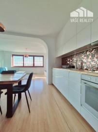 Na prenájom krásny veľký 3-izb. byt, 105 m², Červeňová ul. Staré Mesto