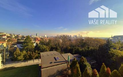 Na prenájom krásny veľký 3-izb. byt, 105 m², Červeňová ul. Staré Mesto