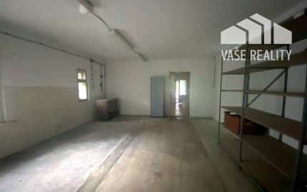 Komerčná budova - Ilava - centrum mesta