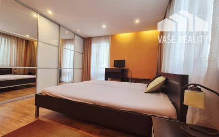 Na prenájom 3-izbový byt s balkónom, 97 m², Tallerova ul., Staré Mesto