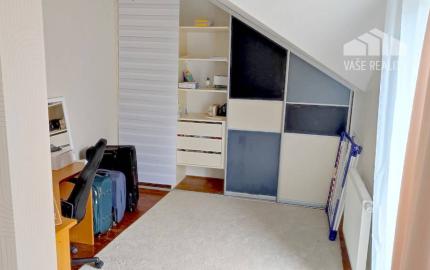 Prenájom 5-izbového rodinného domu s garážou, Moravany nad Váhom