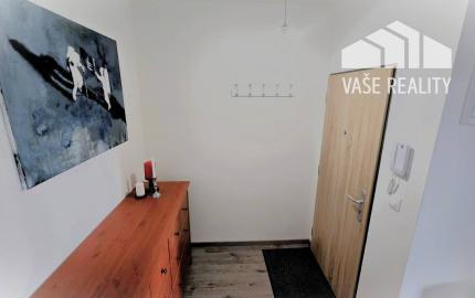 PREDANÉ Štýlový slnečný 2 izb byt v Novostavbe, terasa, balkón