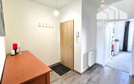 PREDANÉ Štýlový slnečný 2 izb byt v Novostavbe, terasa, balkón