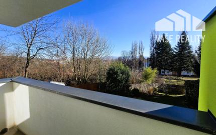 PREDANÉ Štýlový slnečný 2 izb byt v Novostavbe, terasa, balkón