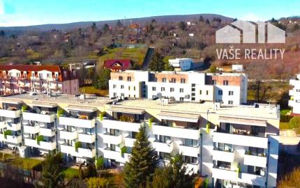 PREDANÉ Štýlový slnečný 2 izb byt v Novostavbe, terasa, balkón