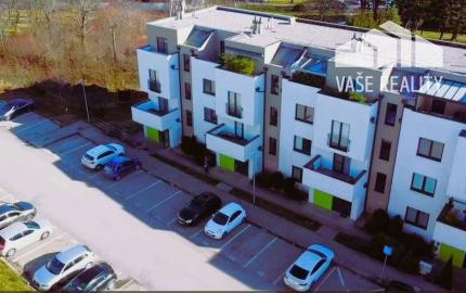 PREDANÉ Štýlový slnečný 2 izb byt v Novostavbe, terasa, balkón