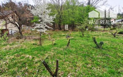 *REZERVOVANÉ* Stavebný pozemok 607 m2, Hôrka nad Váhom