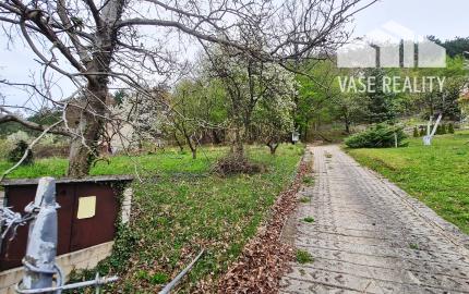 *REZERVOVANÉ* Stavebný pozemok 607 m2, Hôrka nad Váhom