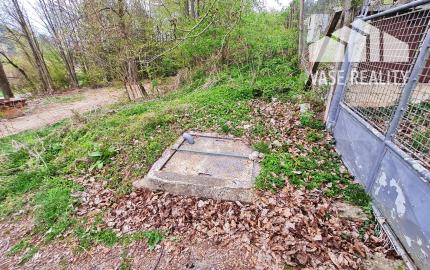 *REZERVOVANÉ* Stavebný pozemok 607 m2, Hôrka nad Váhom