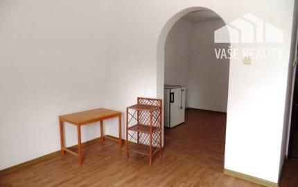 Na prenájom komerčná budova 160 m2 ako kancelárske priestory - NMnV