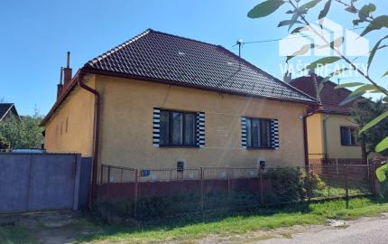 Rodinný dom v pôvodnom stave, Soblahov, pozemok 1558 m2