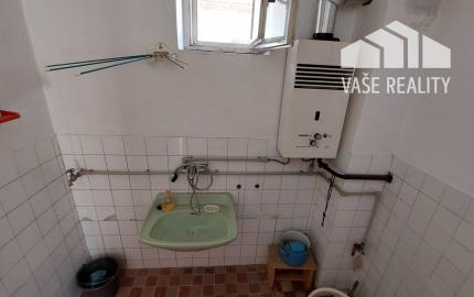 Rodinný dom v pôvodnom stave, Soblahov, pozemok 1558 m2