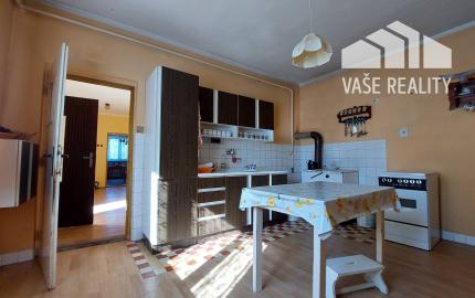 Rodinný dom v pôvodnom stave, Soblahov, pozemok 1558 m2