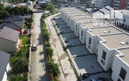 *SKOLAUDOVANÉ* 4 IZB. NOVOSTAVBA  RODINNÝ DOM, NOVÁ DEDINKA