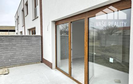 *SKOLAUDOVANÉ* 4 IZB. NOVOSTAVBA  RODINNÝ DOM, NOVÁ DEDINKA