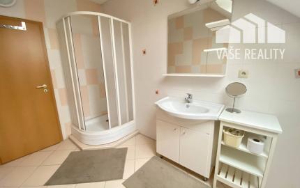 Rodinný dom v Nemšovej, pozemok 1000 m2