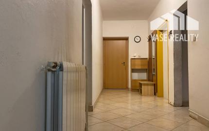 Rodinný dom v Nemšovej, pozemok 1000 m2