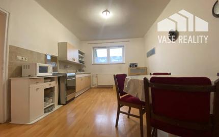 Rodinný dom v Nemšovej, pozemok 1000 m2