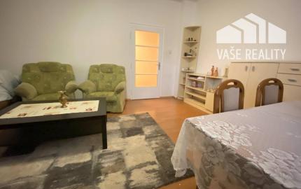 Rodinný dom v Nemšovej, pozemok 1000 m2