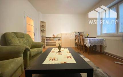 Rodinný dom v Nemšovej, pozemok 1000 m2