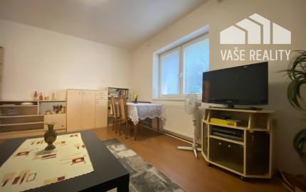 Rodinný dom v Nemšovej, pozemok 1000 m2