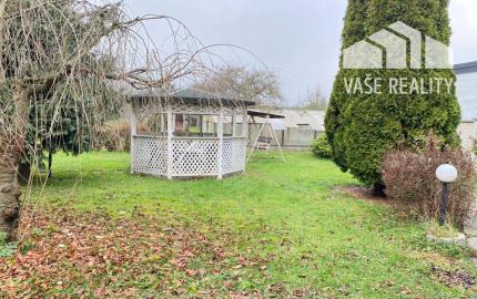 Rodinný dom v Nemšovej, pozemok 1000 m2